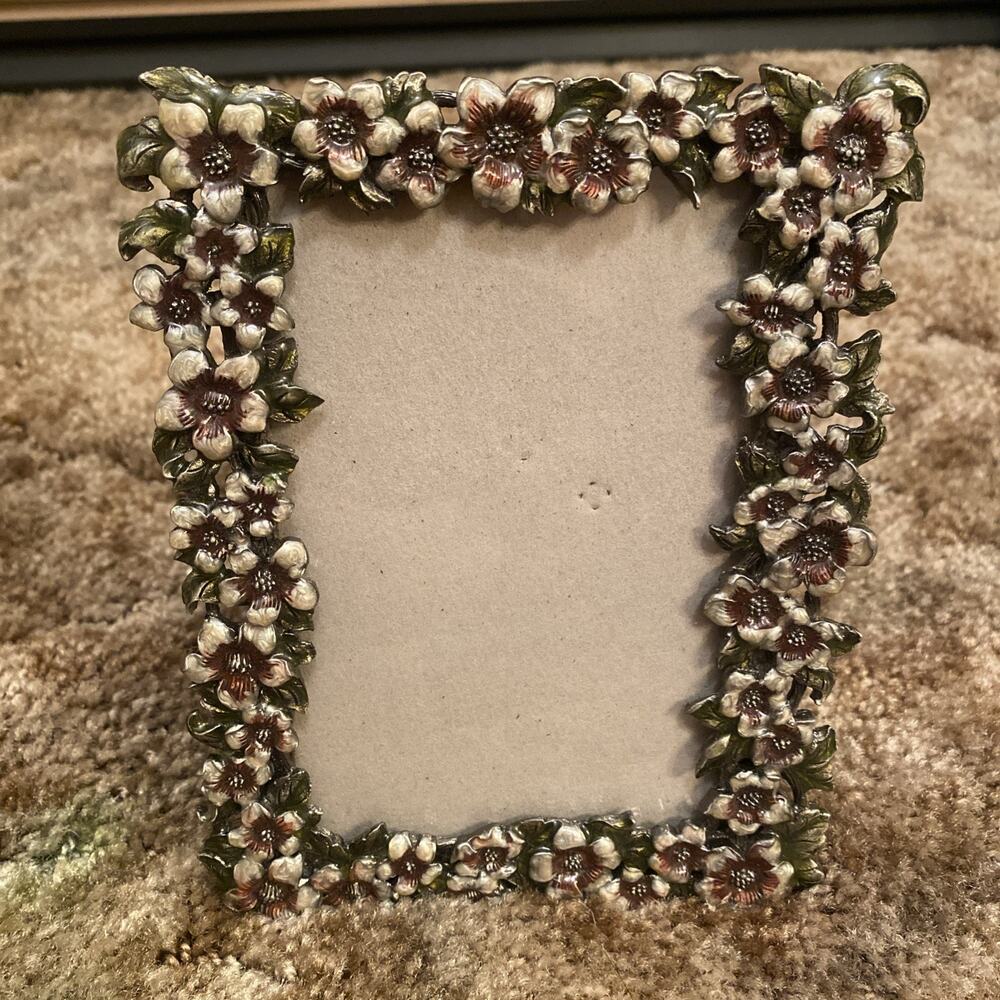 Beautiful Enamel Picture Frame 4" x 6" Floral Cottagecore Decorative Metal Heavy